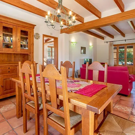 Les Figueres By Homevillas360